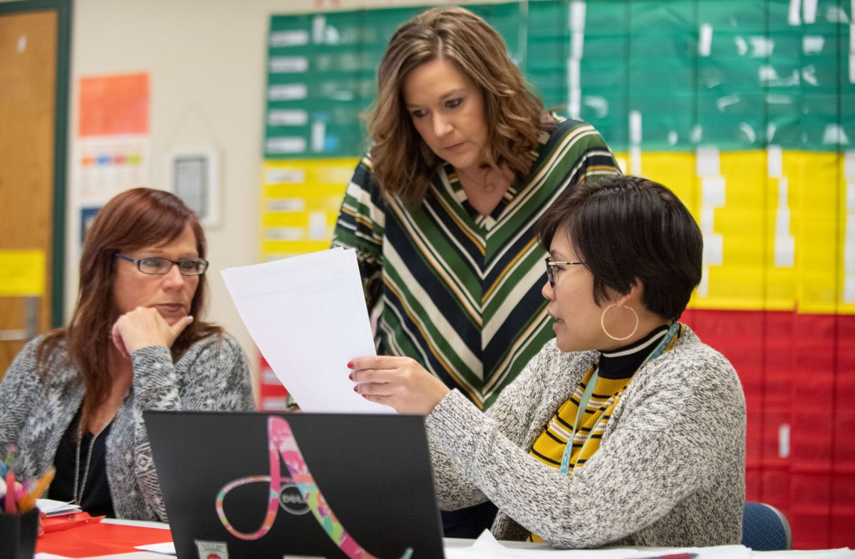 New Report Outlines Strategies to Better Support First-Year Teachers